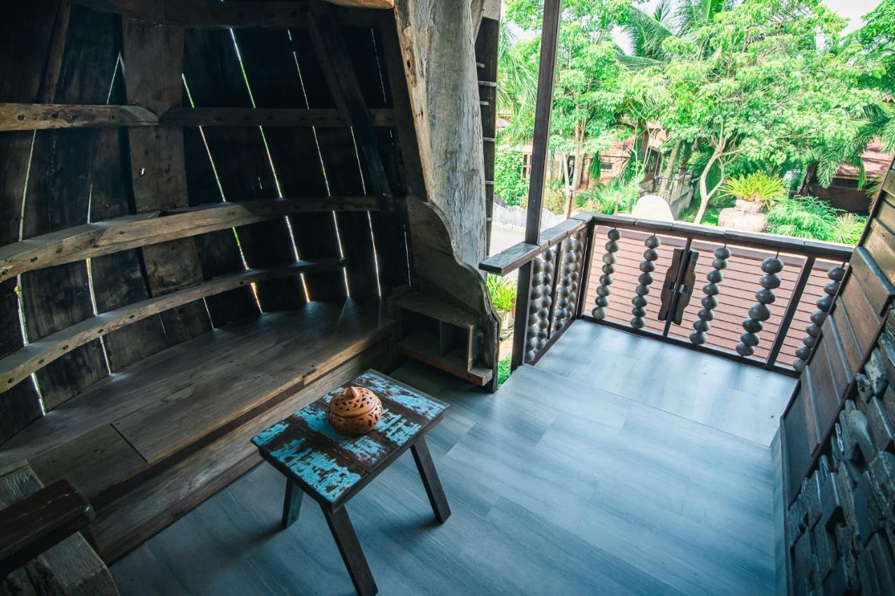 Suankaew​ Art​ Hostel​ Чонбури Екстериор снимка